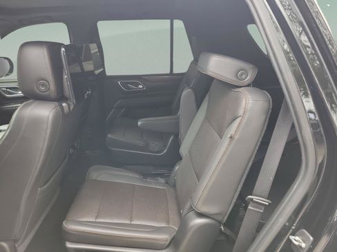 Used 2021 Chevrolet Tahoe High Country w/ Premium Package AWD/4WD image 5