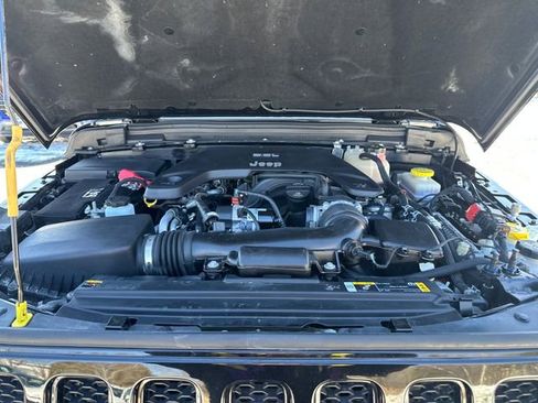 Used 2021 Jeep Wrangler Unlimited Sport image 23