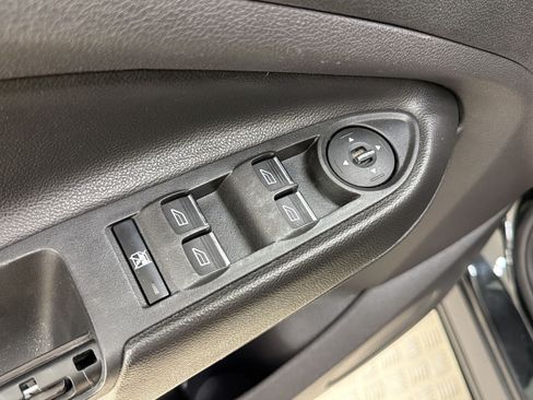 Used 2015 Ford Escape Titanium w/ Equipment Group 301A FWD image 27