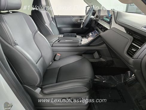 Used 2026 INFINITI QX80 Pure AWD/4WD image 24