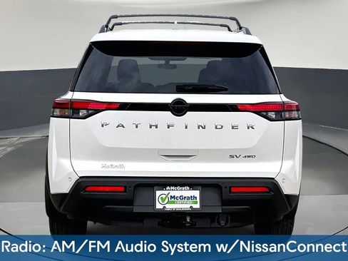 Used 2024 Nissan Pathfinder SV w/ SV Premium Package image 6