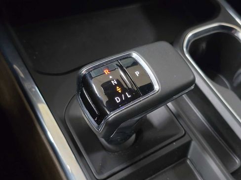 Used 2024 Chevrolet Silverado 1500 High Country w/ Technology Package image 36