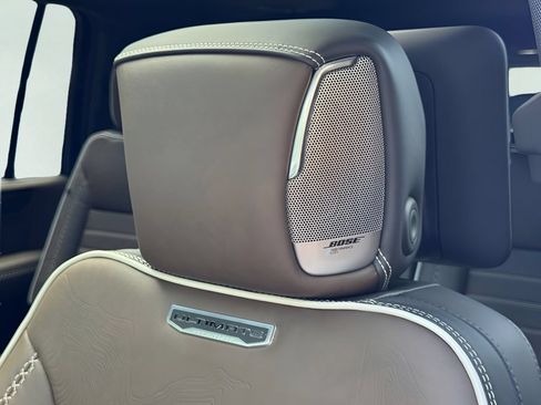 New 2026 GMC Yukon XL Denali Ultimate w/ LPO, Floor Liner Package AWD/4WD image 11