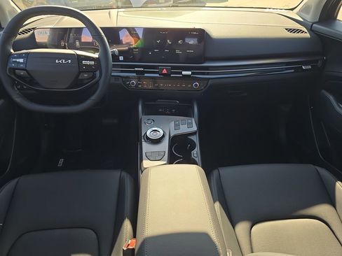 New 2026 Kia Sportage EX w/ EX Panoramic Sunroof Package AWD/4WD image 13