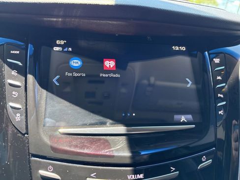 Used 2019 Cadillac Escalade Premium Luxury AWD/4WD image 34