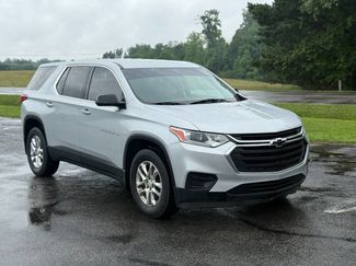 Used 2019 Chevrolet Traverse LS image 1