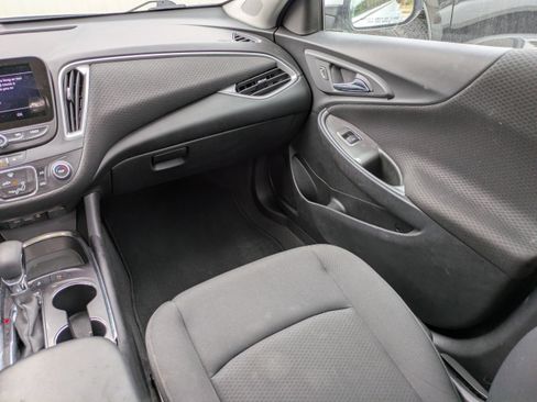 Used 2021 Chevrolet Malibu LS w/ Driver Confidence Package II image 14