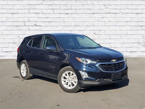 Used 2021 Chevrolet Equinox LT image 1