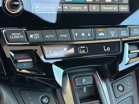 Certified 2024 Honda Odyssey Sport image 25