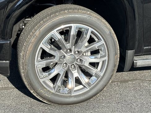 New 2026 GMC Sierra 1500 Denali w/ Denali Reserve Package image 16