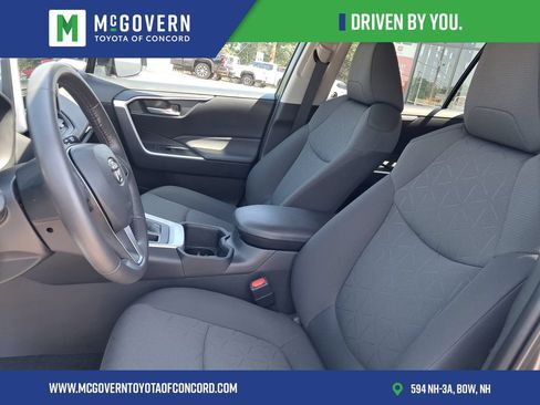 Used 2023 Toyota RAV4 XLE w/ Convenience Package AWD/4WD image 17