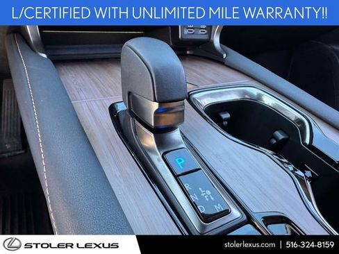 Used 2025 Lexus RX 350 Premium w/ Accessory Package AWD/4WD image 34