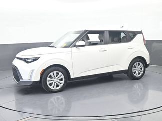 Used 2023 Kia Soul LX FWD video 2