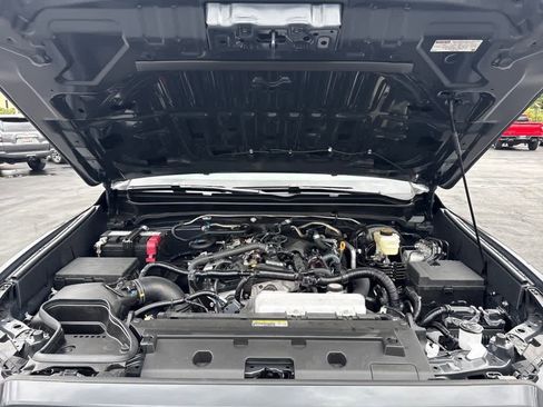 Used 2025 Toyota Tacoma SR w/ Towing Package image 31