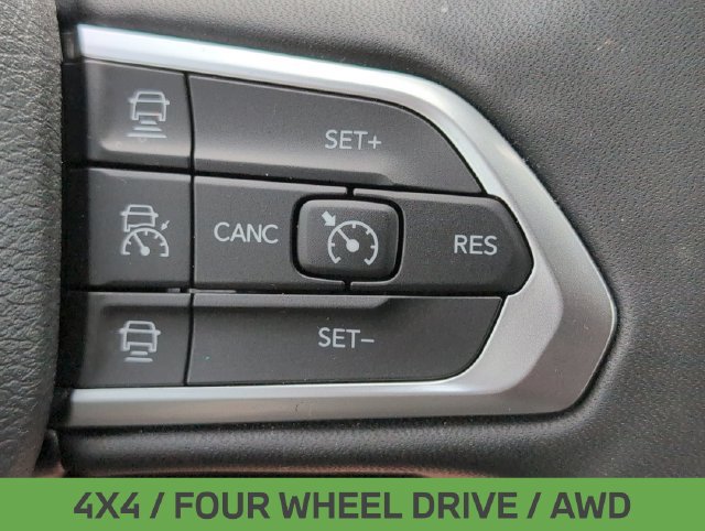 Certified 2025 Jeep Compass Limited w/ Elite Group AWD/4WD image 21