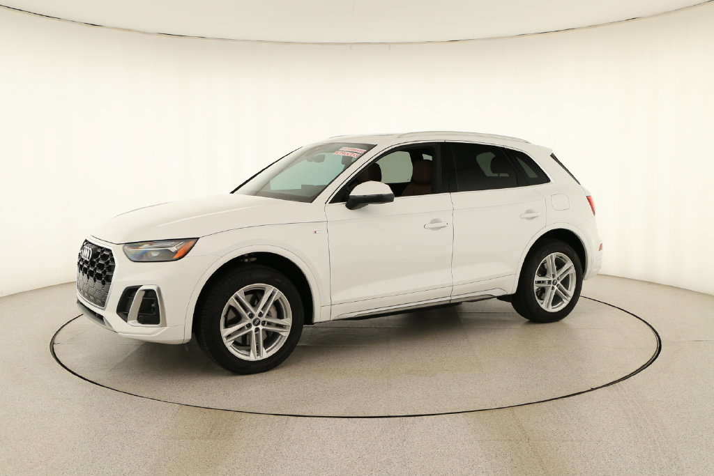 Certified 2024 Audi Q5 e Premium w/ Convenience Package AWD/4WD image 13