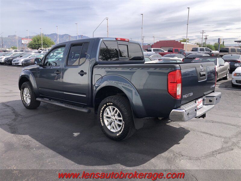 Used 2014 Nissan Frontier SV AWD/4WD image 6
