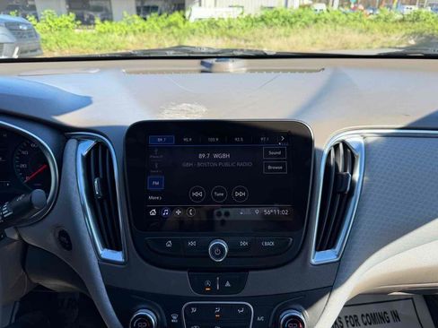 Used 2020 Chevrolet Malibu LT image 27
