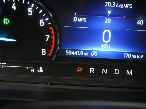 Used 2020 Ford Explorer XLT w/ Equipment Group 202A AWD/4WD image 25