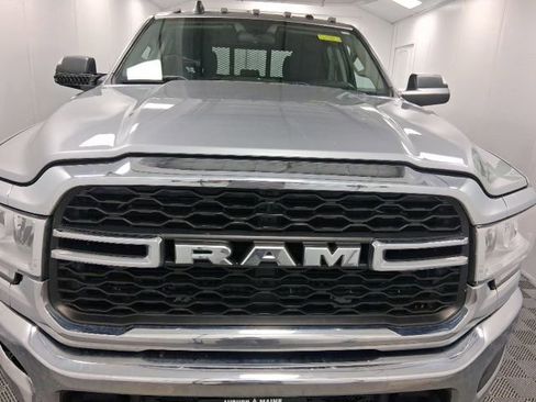 Used 2019 RAM 2500 Tradesman AWD/4WD image 2