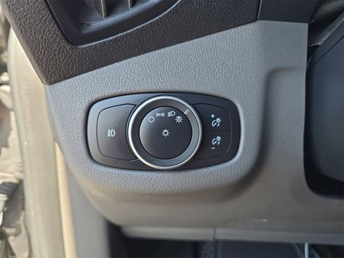 Used 2022 Ford Transit Connect XL image 19