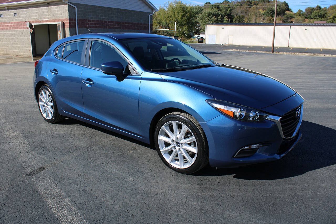 Used 2017 MAZDA MAZDA3 Touring FWD image 7
