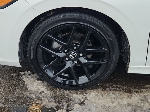 Used 2023 Honda Civic Sport image 20