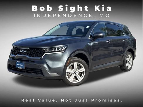 Used 2023 Kia Sorento LX FWD image 1