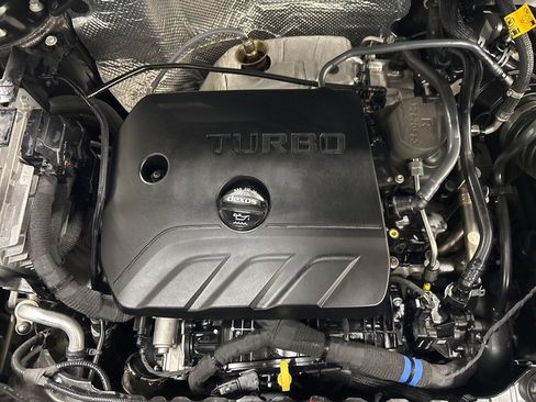 Used 2023 Buick Encore GX Essence w/ Advanced Technology Package image 42