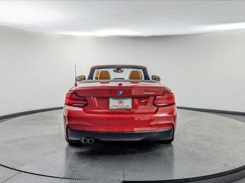 Used 2020 BMW 230i Convertible w/ M Sport Package image 7