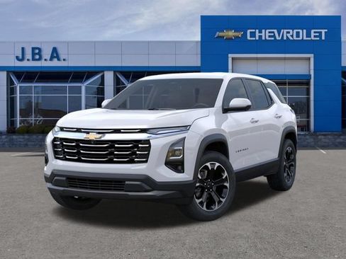 New 2026 Chevrolet Equinox LT w/ Safety and Technology Package FWD image 6