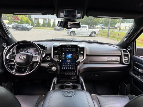 Used 2022 RAM 2500 Laramie AWD/4WD image 8