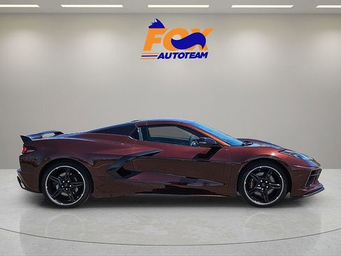 Used 2022 Chevrolet Corvette Stingray Premium Conv w/ Z51 Performance Package RWD image 5