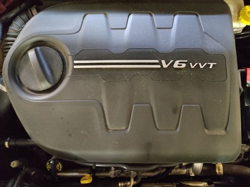 Used 2017 Jeep Cherokee Trailhawk image 30