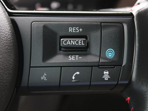 Used 2025 Nissan Kicks SR FWD image 30