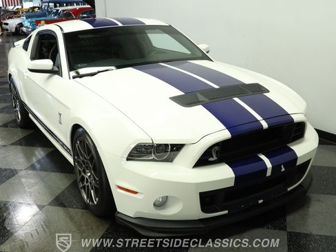 Used 2013 Ford Mustang Shelby GT500 image 14