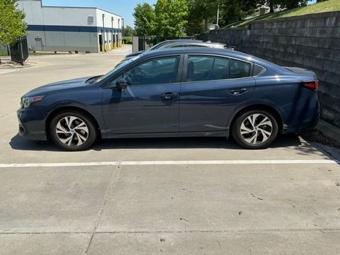 Used 2025 Subaru Legacy Premium AWD/4WD image 5