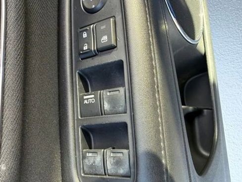 Used 2022 Honda HR-V EX image 20