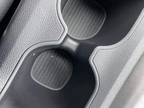 New 2026 Toyota Corolla Cross L image 40