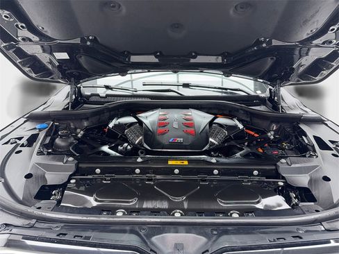 Used 2023 BMW XM image 11