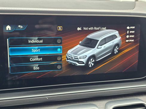 Used 2023 Mercedes-Benz GLS 450 4MATIC image 32