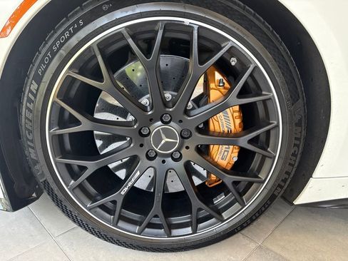 Certified 2022 Mercedes-Benz SL 63 AMG 4MATIC image 8