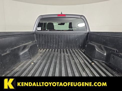 Used 2022 Toyota Tacoma SR image 9