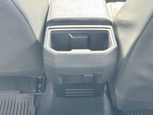 Used 2025 Toyota Tacoma TRD Sport AWD/4WD image 17