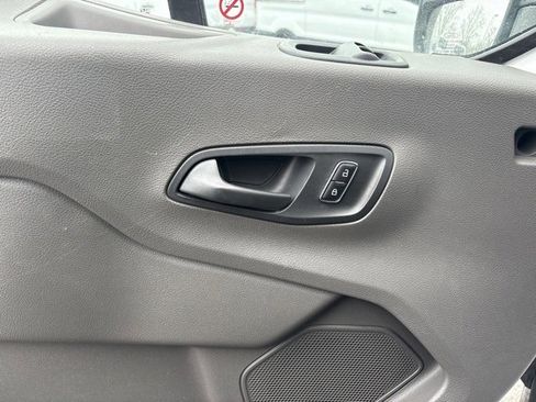 Used 2024 Ford Transit 250 Low Roof w/ Exterior Upgrade Package image 27