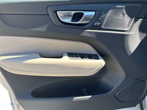 New 2026 Volvo XC60 T8 Plus w/ Protection Package Premier AWD/4WD image 14
