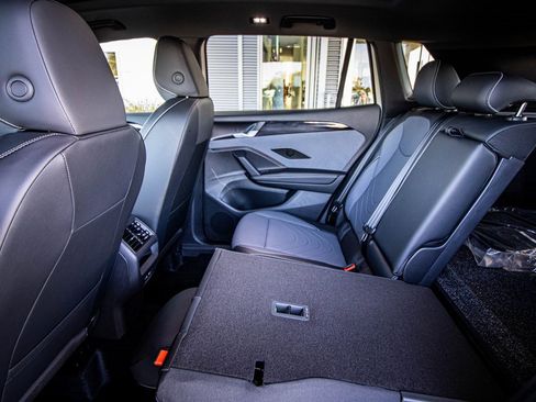 New 2026 Volkswagen Tiguan SE R-Line image 48