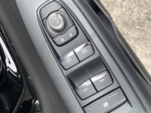 New 2025 Subaru Forester Limited image 18