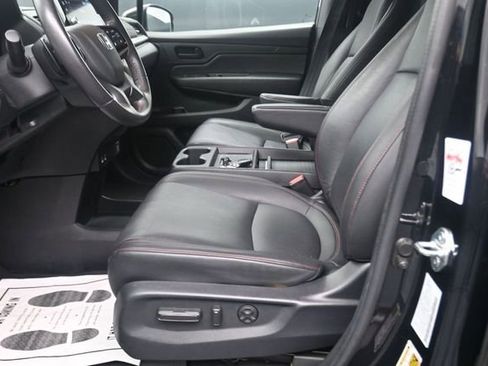 Used 2025 Honda Odyssey Sport-L image 15
