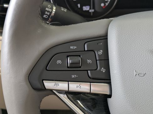 Certified 2023 Cadillac XT6 Premium Luxury w/ Technology Package AWD/4WD image 23